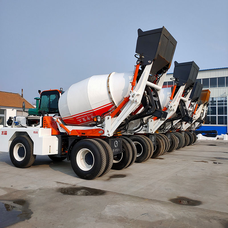 self-loading-concrete-mixer-with-pump.jpg